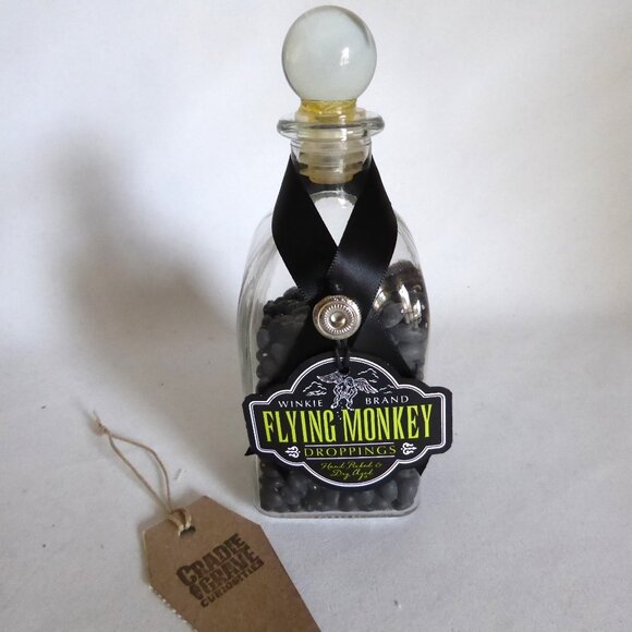 NEW APOTHECARY BOTTLE FLYING MONKEY DROPPINGS HALLOWEEN ODDITY PROP WICKED - Picture 1 of 11